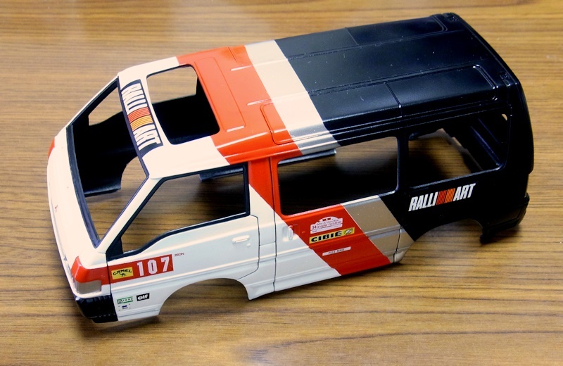 アオシマ　デリカ　スターワゴン　1/24 製作中　下回り アオシマ デリカ スターワゴン 1/24 製作中 下回り