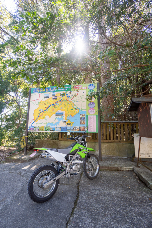 KLXで、石土ノ森 パラグライダー基地へ_a0077663_10083029.jpg