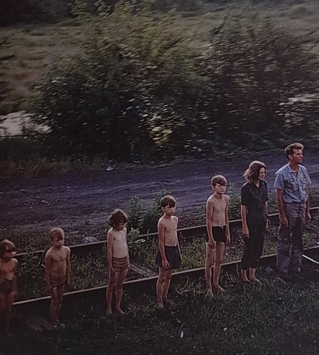 RFK FUNERAL TRAIN / Paul Fusco_a0227034_14365661.jpg