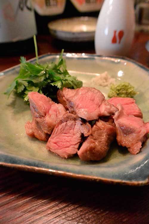【(東京グルメ)再びの西荻窪「カントニクス」で 絶品「エアハム」と「燗酒」と「羊肉」!!】_a0005436_19502465.jpg