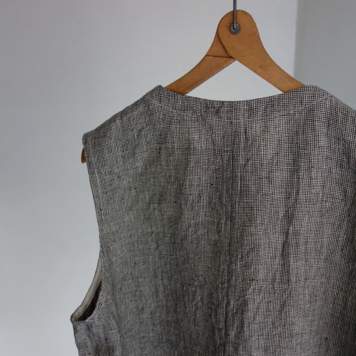 6月の製作 / classic linen artisanal vest_e0130546_13035337.jpg
