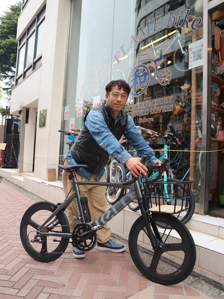 4月21日　渋谷　原宿　の自転車屋　FLAME bike前です_e0188759_17200991.jpg