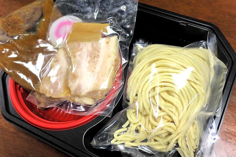 天空@松江市 学園 ★★ (魚介豚骨つけ麺&味噌つけ麺・テイクアウト)_f0080612_18105077.jpg