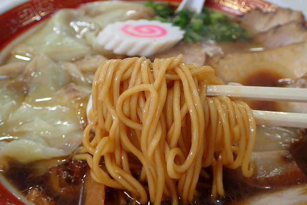 磐田「支那そば こてつ」でチャーワン 地元のラーメン屋さんへ行こう_e0220163_14152543.jpg