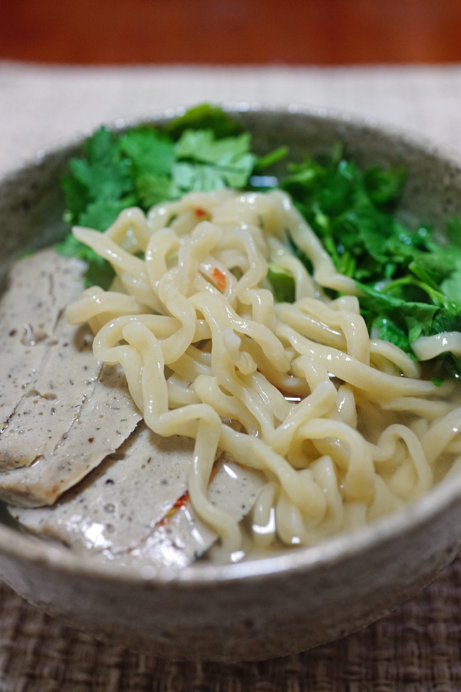 ウチで食べよう Okinawasoba EIBUNの弁当と持ち帰りそば_b0049152_17070377.jpg