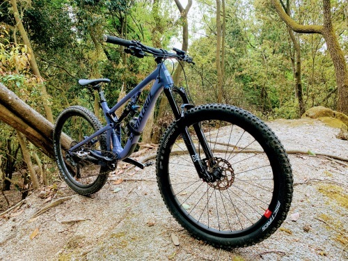 x-fusion というサスペンション : 明雅屋の整備日誌