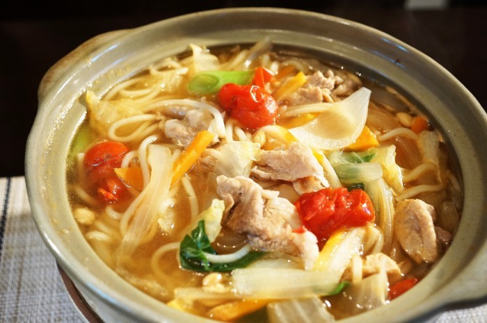 ■麺類・晩ご飯【鍋焼きうどん】_b0033423_23273257.jpg