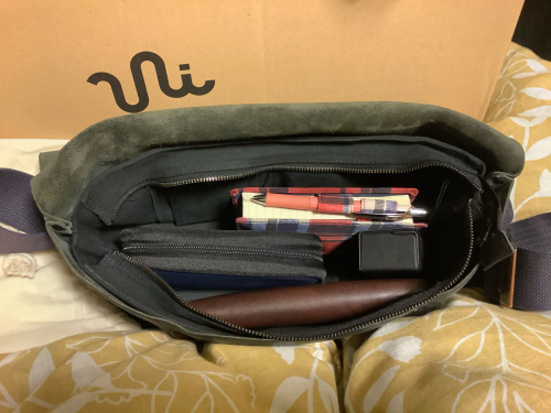 Uni&co」のmessengerバッ : golbしろおまさあ