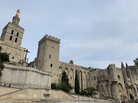 Au fil du Rhône ～Ville d\'Avignon～_a0258141_13363652.jpg