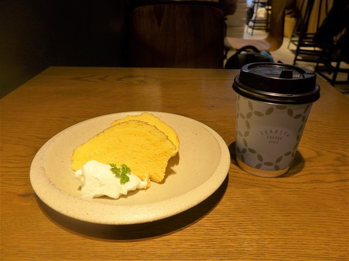 京都「IKARIYA COFFEE KYOTO」へ行く。_f0232060_19571716.jpg
