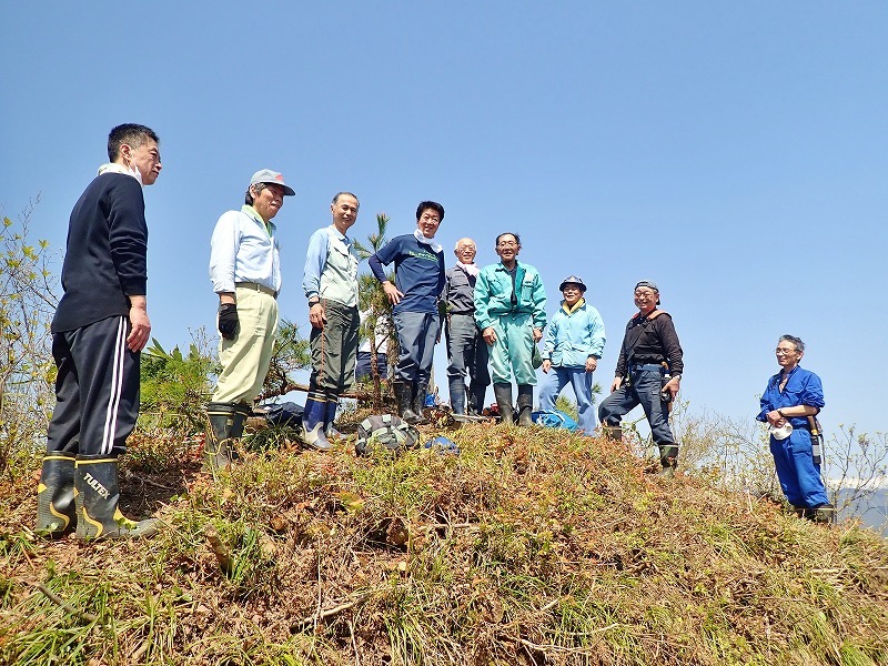 浦佐の西山尾根で\"柴刈り作業\"でした Ⅱ_c0336902_21150432.jpg