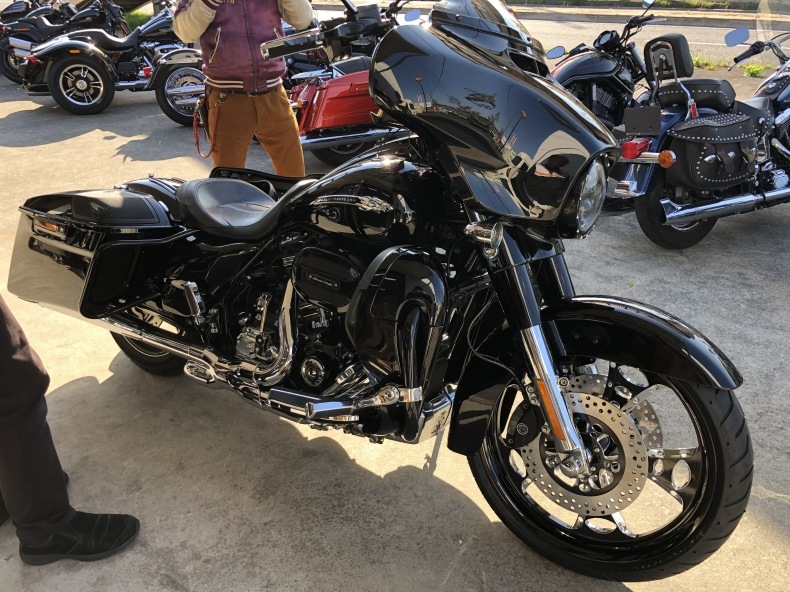CVO ストリートグライド 21フロントホイールカスタム : 店長ブログ CVO ストリートグライド 21フロントホイールカスタム : 店長ブログ