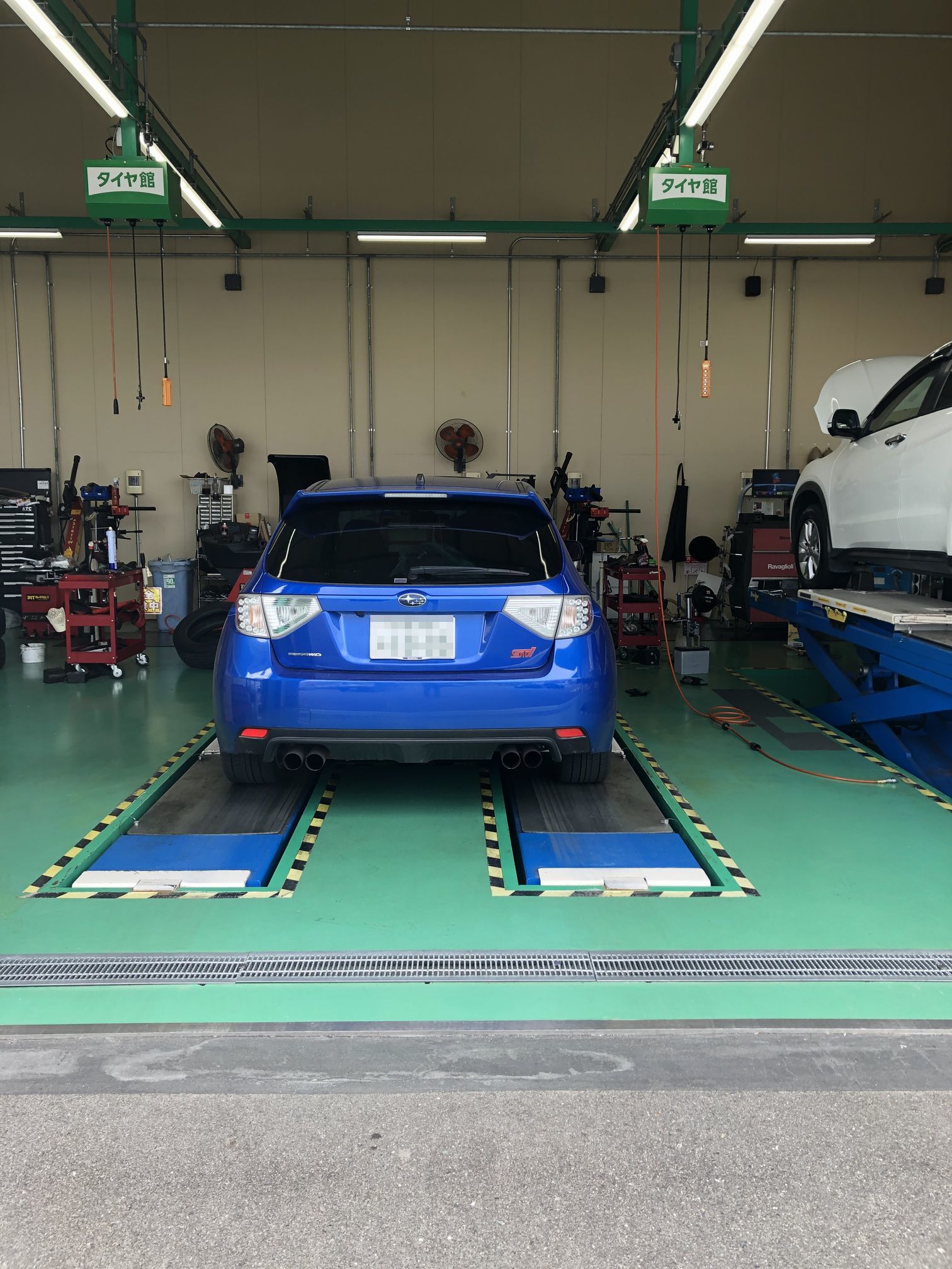 車の話題あれこれ_f0128542_13520972.jpg