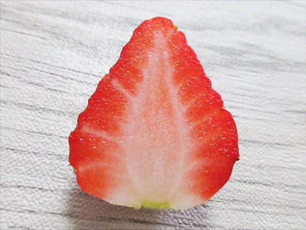 女峰(にょほう)_c0152767_12114243.jpg