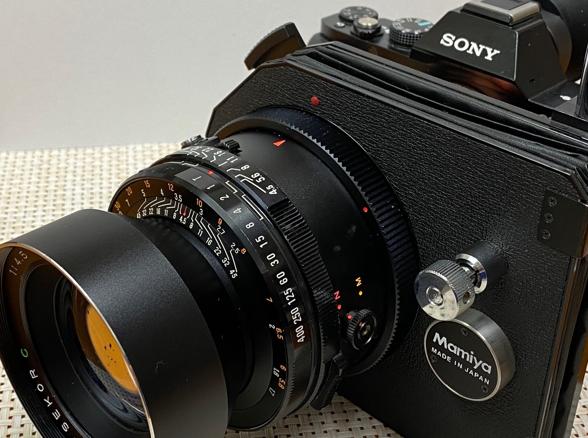 建築写真における Sony A 7 フルフレームセンサーでのアオリ撮影システム化 写真機持って街歩き クラシックカメラとレンズを伴に 建築写真における Sony A 7 フルフレームセンサーでのアオリ撮影システム化 写真機持って街歩き クラシックカメラとレンズを伴に