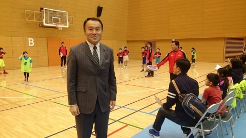 貴重　古本　帰ってきた東京ボンバーズ　小泉博　当時のサイン入り Yahoo!オークション - P 2-9 当時物 冊子 東京ボンバーズ 写真集