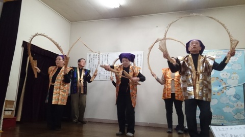 貴重　古本　帰ってきた東京ボンバーズ　小泉博　当時のサイン入り Yahoo!オークション - P 2-9 当時物 冊子 東京ボンバーズ 写真集