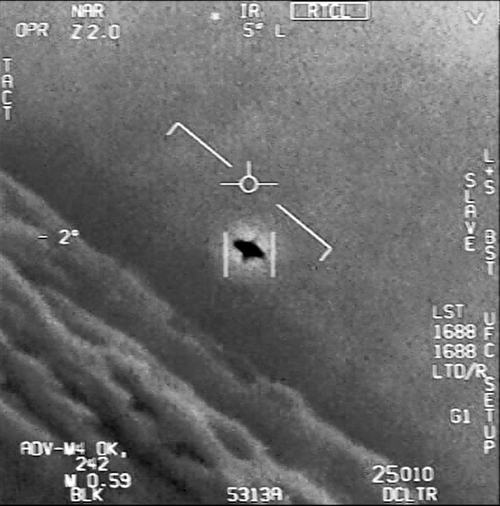 【コズミック・ディスクロージャー】米軍「OK, UFO撮影成功！GJ!」→俺「いよいよコズミック・ディスクロージャーが始まったのか！？」_a0386130_15555905.jpg