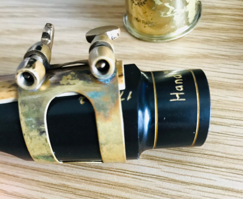 アルトサックスリガチャー y's one オリジナル Zac 【お取り寄せ商品】アルトサックス用リガチャー Zac
