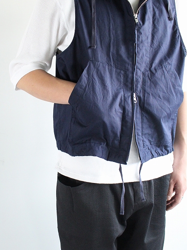 RANDT　Studio Vest - Pima Cotton Poplin_b0139281_13304944.jpg