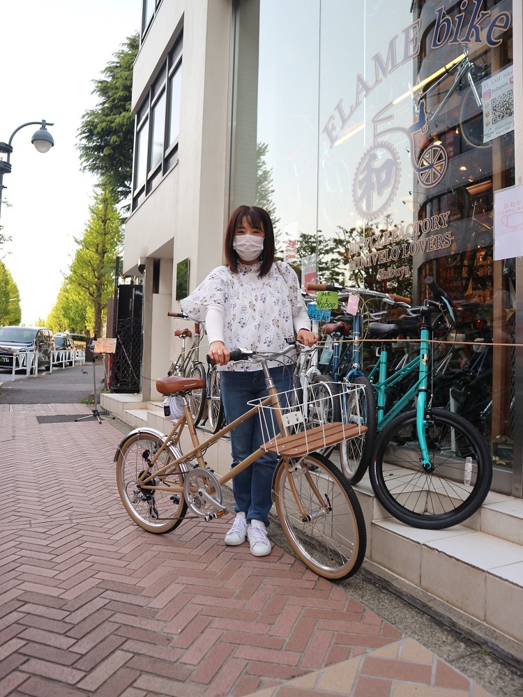 4月29日　渋谷　原宿　の自転車屋　FLAME bike前です_e0188759_16562152.jpg