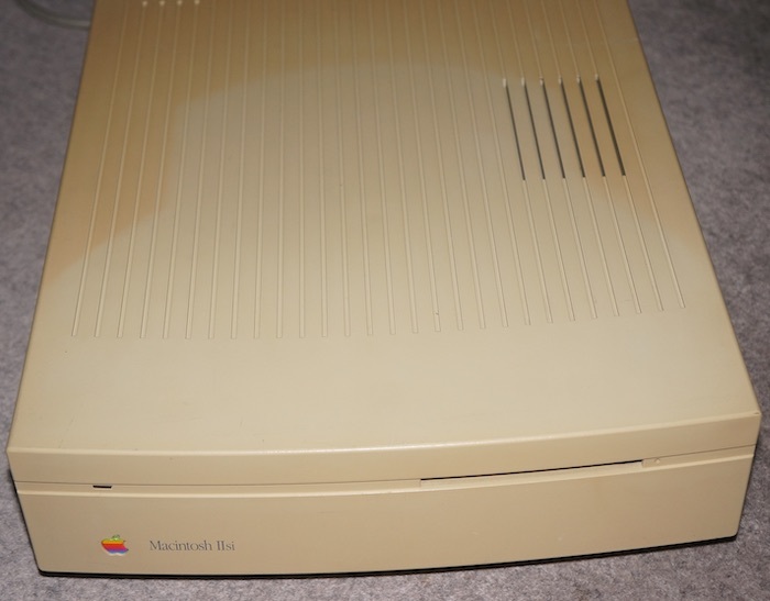 Macintosh IIsi 本体のみ　ジャンク Macintosh IIsi 本体のみ ジャンク - メルカリ