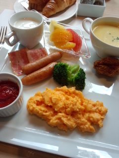 飯田橋 ホテルメトロポリタン エドモント ダイニング カフェ ベルテンポのブレックファースト 東京ライフ 飯田橋 ホテルメトロポリタン エドモント ダイニング カフェ ベルテンポのブレックファースト 東京ライフ