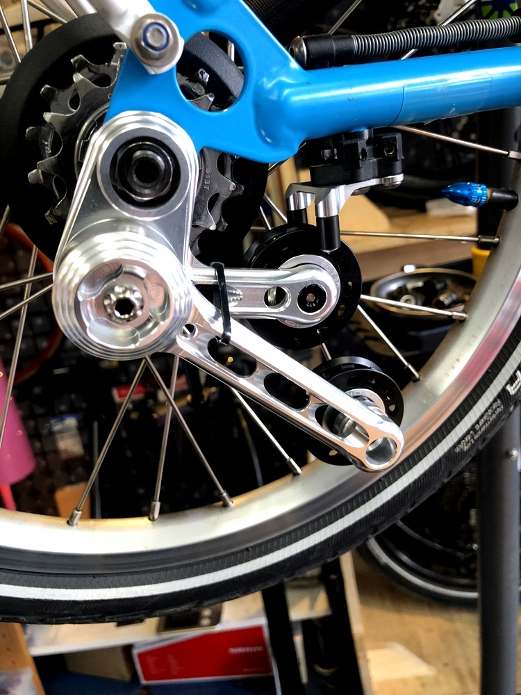 BROMPTON RIDEAチェーンテンショナー RIDEAイージーホイール交換_e0154005_23473160.jpg