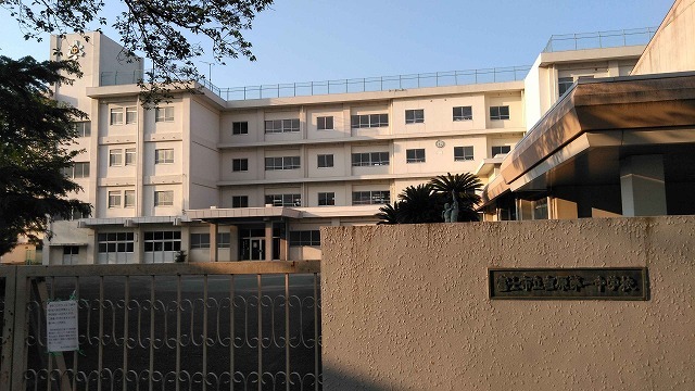 ちょうど10,000歩 駿河台から市役所、吉原本町を回る朝のウォーキング_f0141310_07435280.jpg