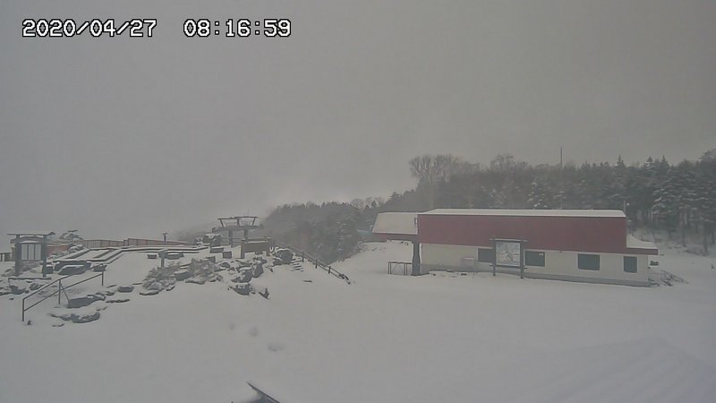 年4月27日 朝の丸沼高原スキー場ライブカメラ スノーボードが大好きっ Snow Life In 21 年4月27日 朝の丸沼高原スキー場ライブカメラ スノーボードが大好きっ Snow Life In 21