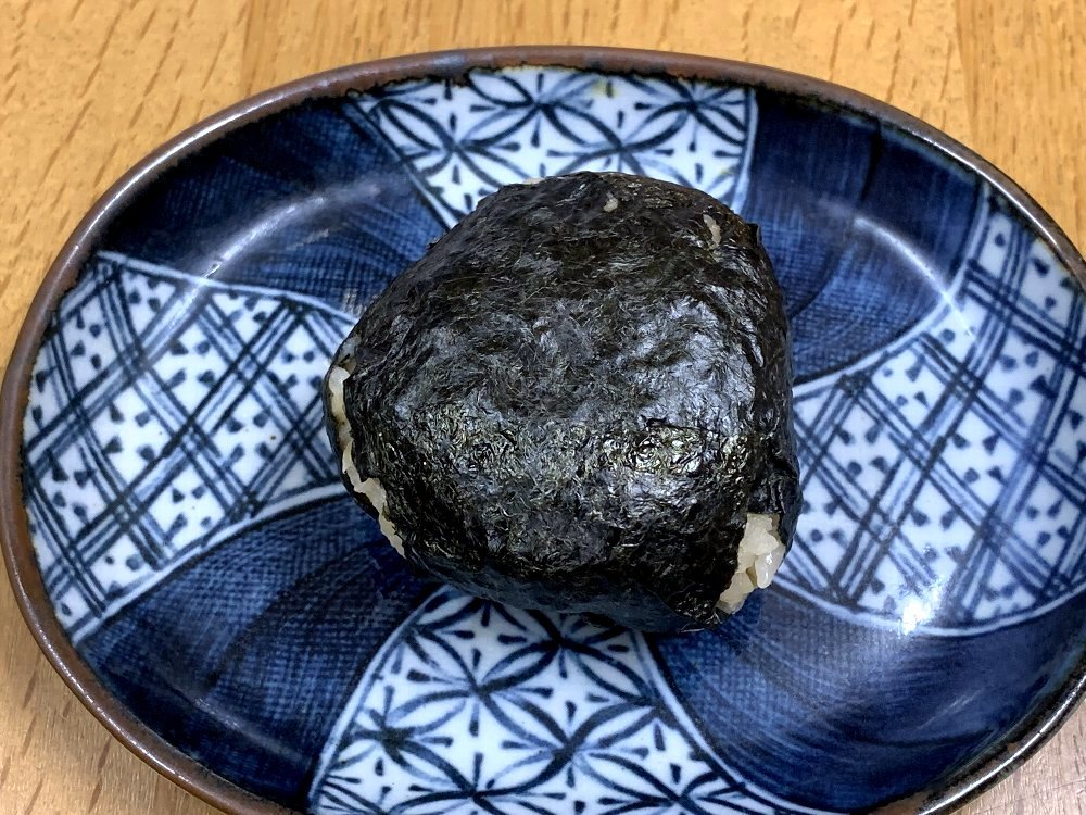 仕事しながら 仕事の合間に料理の仕込み ガジャのねーさんの 空をみあげて Hazle Cucu