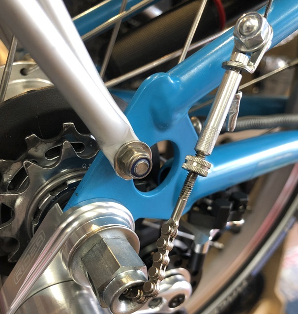 BROMPTON RIDEAチェーンテンショナー RIDEAイージーホイール交換