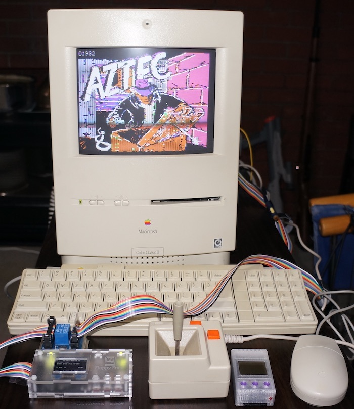 Macintosh Color Classic II のコンデンサ交換とApple IIe Card Macintosh Color Classic II のコンデンサ交換とApple IIe Card