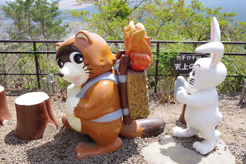 カチカチ山のコロナ_a0165316_23213337.jpg