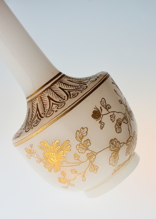 Baccarat Opaline Japonesque Gold Etched Vase_c0108595_23502889.jpeg