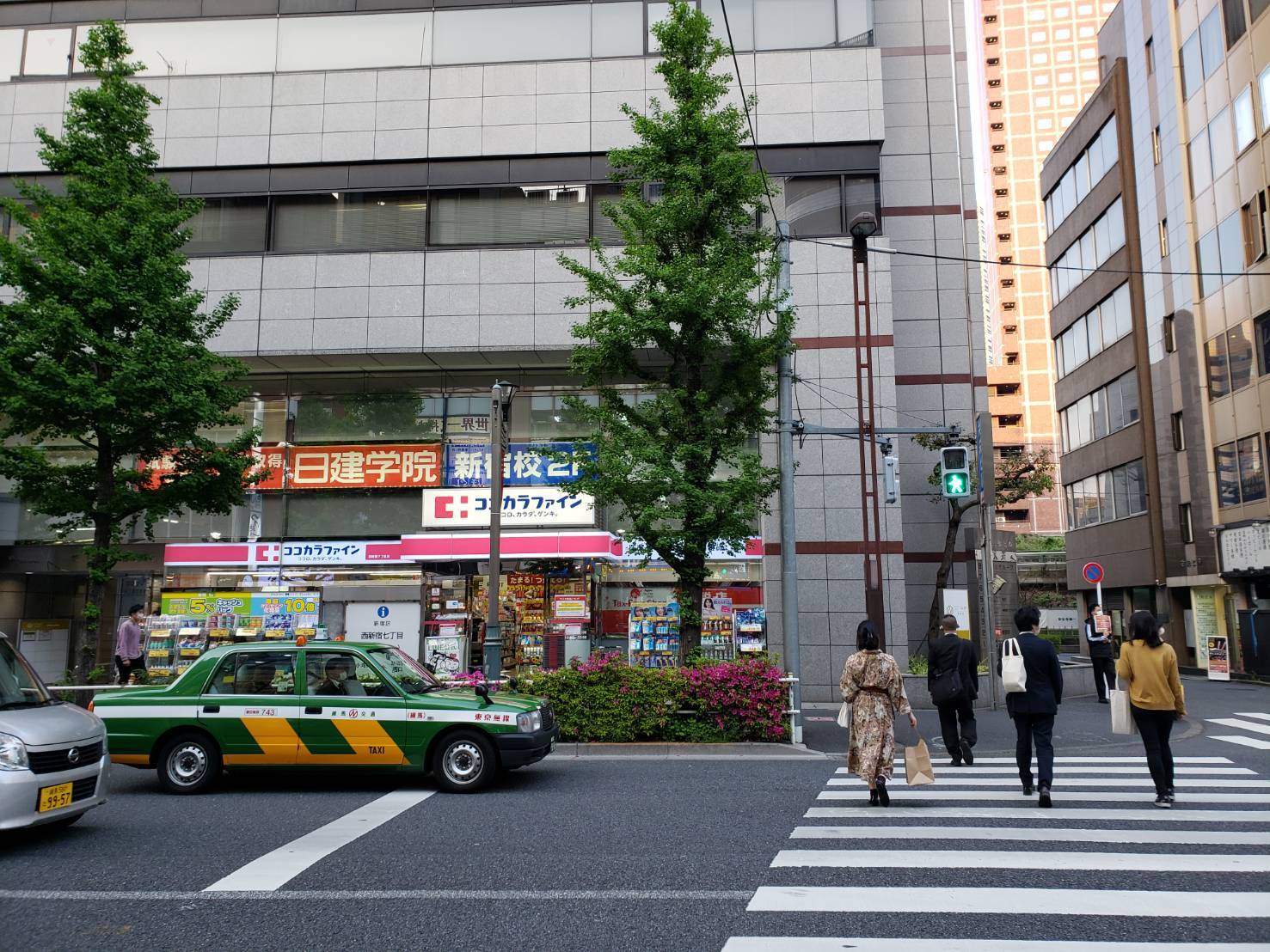 現在の西新宿の風景 博文堂書店新宿店跡地_b0042308_14385132.jpg