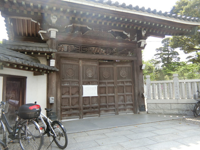 5月2日(土)帝釈天も門が閉まっていました_d0278912_21394893.jpg