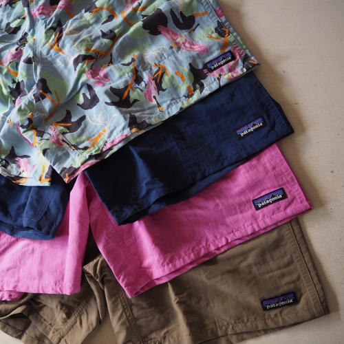 Patagonia バギーズショーツ　グレー/ピンク patagonia 必須バギーズショーツ&新作!! : CASA NICE DAYS