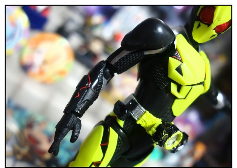 S.H.Figuarts 仮面ライダーゼロワン ライジングホッパーで遊びまくり!!_f0205396_17515282.jpg