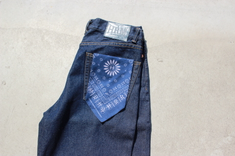 BLUE BLUE NEW DENIM RELAX_f0172222_12234594.jpeg