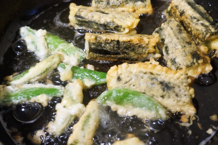 ■居酒屋メニュー【長芋とスナップエンドウの磯部巻き揚げ】娘のインスタグラムが凄い!!_b0033423_03285496.jpg