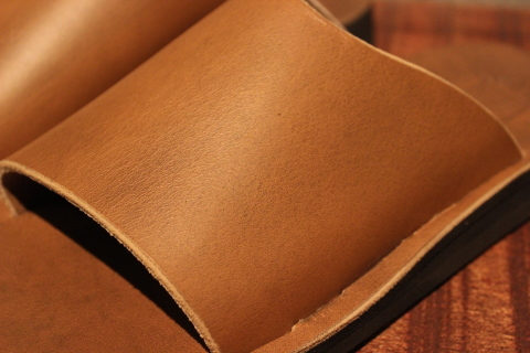 「THE SANDALMAN」 極上サンダル \"FREEMAN別注 SLIDERS CHROMEXCEL\" ご紹介_f0191324_08055521.jpg