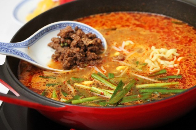 坦々ラーメン鍋_d0377645_22534179.jpg