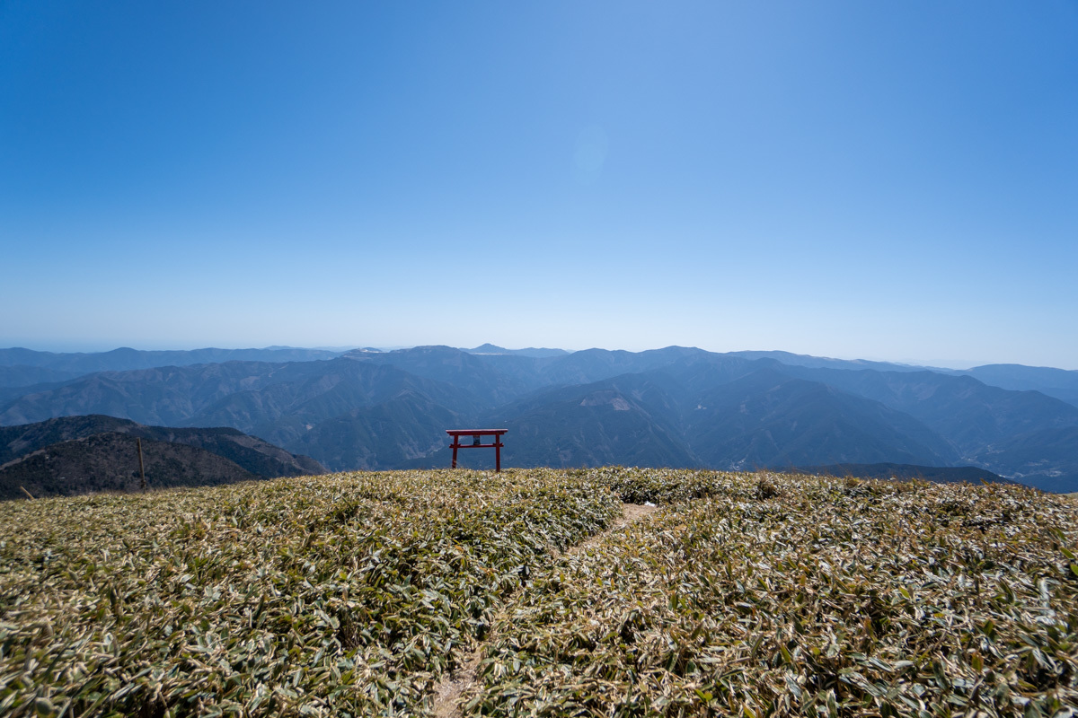 KLXで、中津明神山へ_a0077663_10174434.jpg