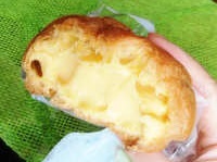 濃厚カスタードシュー☆「FamilyMart 足立綾瀬東口店」_f0391490_01495824.jpg