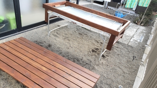 庭を超ミニドックランに_b0114559_10011323.jpg