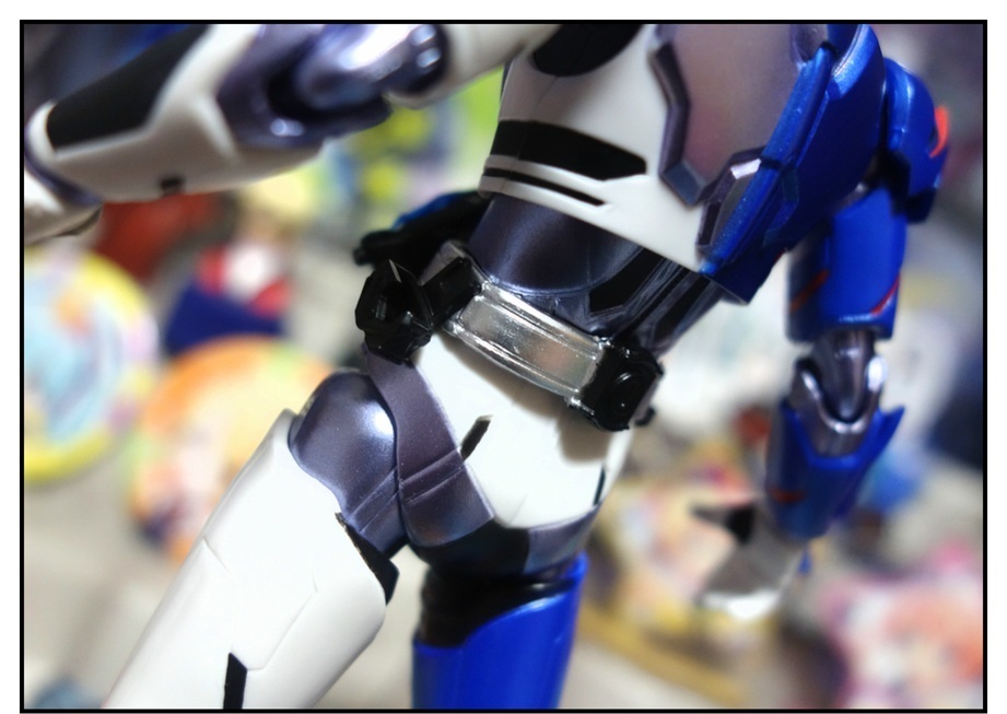 S.H.Figuarts 仮面ライダーバルカン シューティングウルフで遊びまくり!!_f0205396_00055648.jpg
