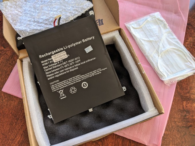 CHUWI AeroBook　動作品　ジャンク扱い CHUWI AeroBook 動作品 ジャンク扱い