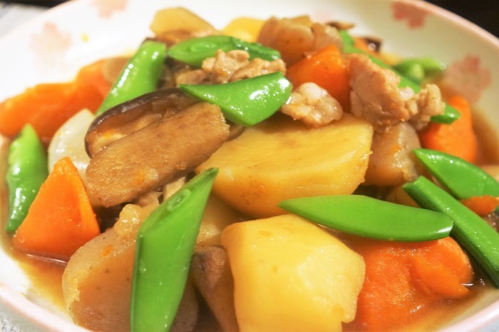 ■和食のおかず【肉じゃがレシピ】美味しく仕上げるコツ♪_b0033423_04475915.jpg