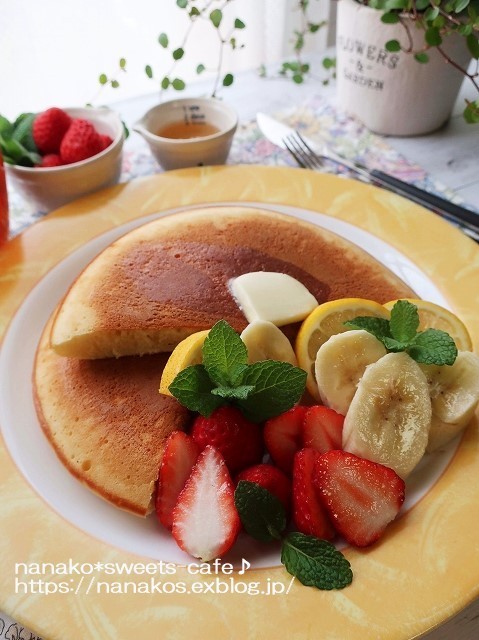 おうちおやつ*ホットケーキ_d0147030_21131342.jpg